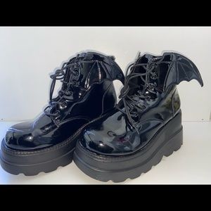 Gothic Platform Boots w/ Bat wings🖤